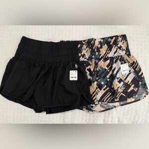 NWT FP MOVEMENT BUNDLE: The Way Home Shorts, size Large